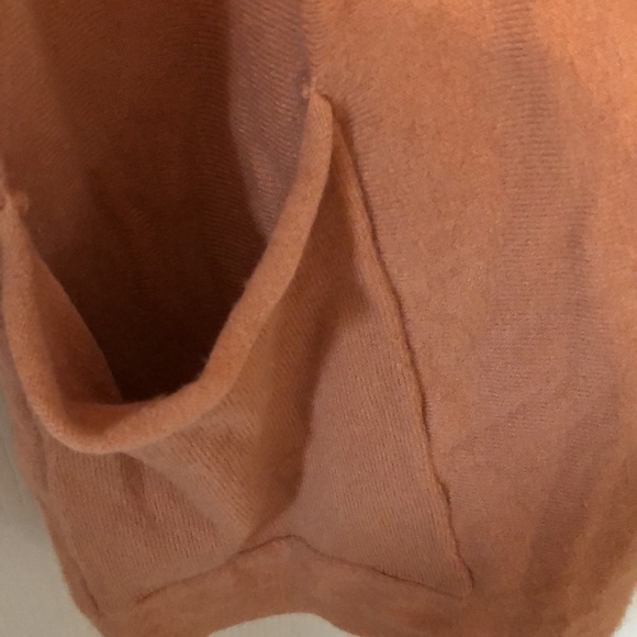 Woman’s viscose fall  tunic top sweater with pockets - Picture 3 of 10